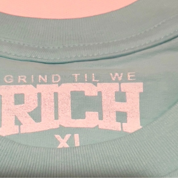 NWOT Men's "Grind Til We Rich" Aqua Blue Tee Size XL (G3) - Picture 5 of 5